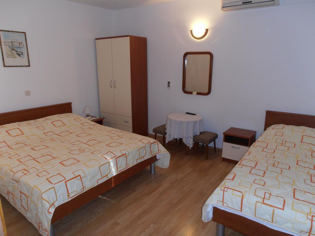 Apartment Perović Baska Voda Bagian luar foto