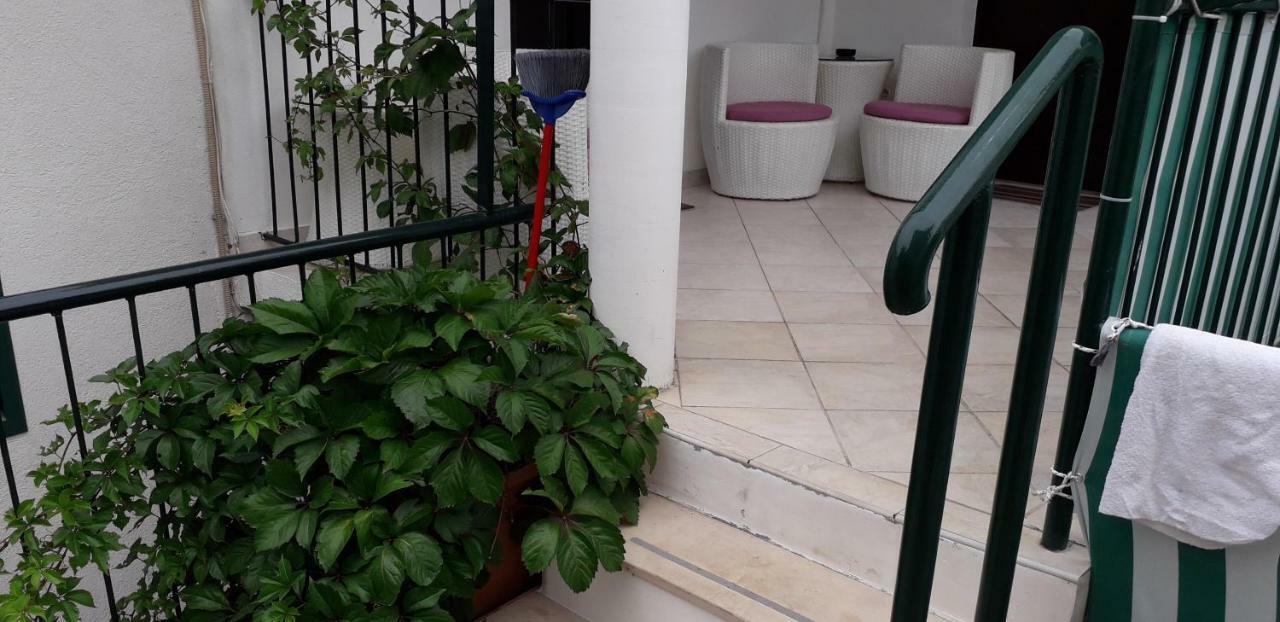 Apartment Perović Baska Voda Bagian luar foto