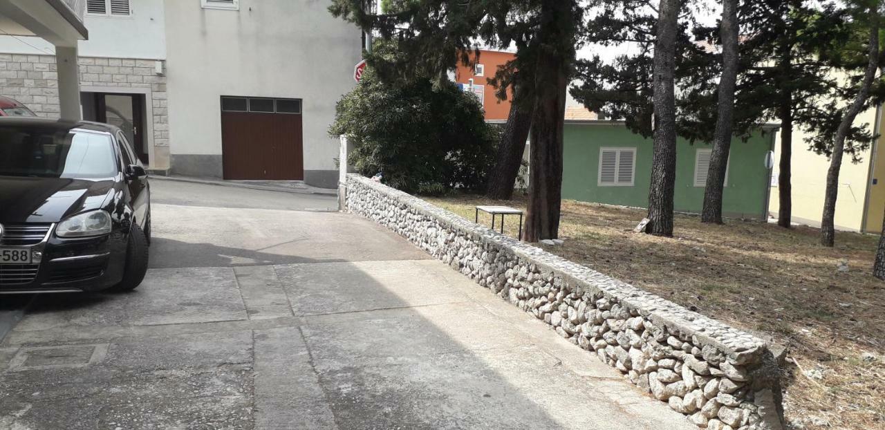 Apartment Perović Baska Voda Bagian luar foto